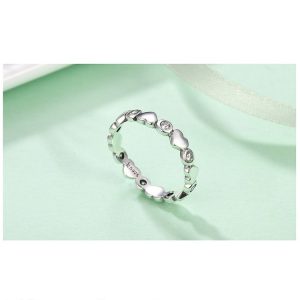 Anillo de Plata 925 con Corazones y Circonitas