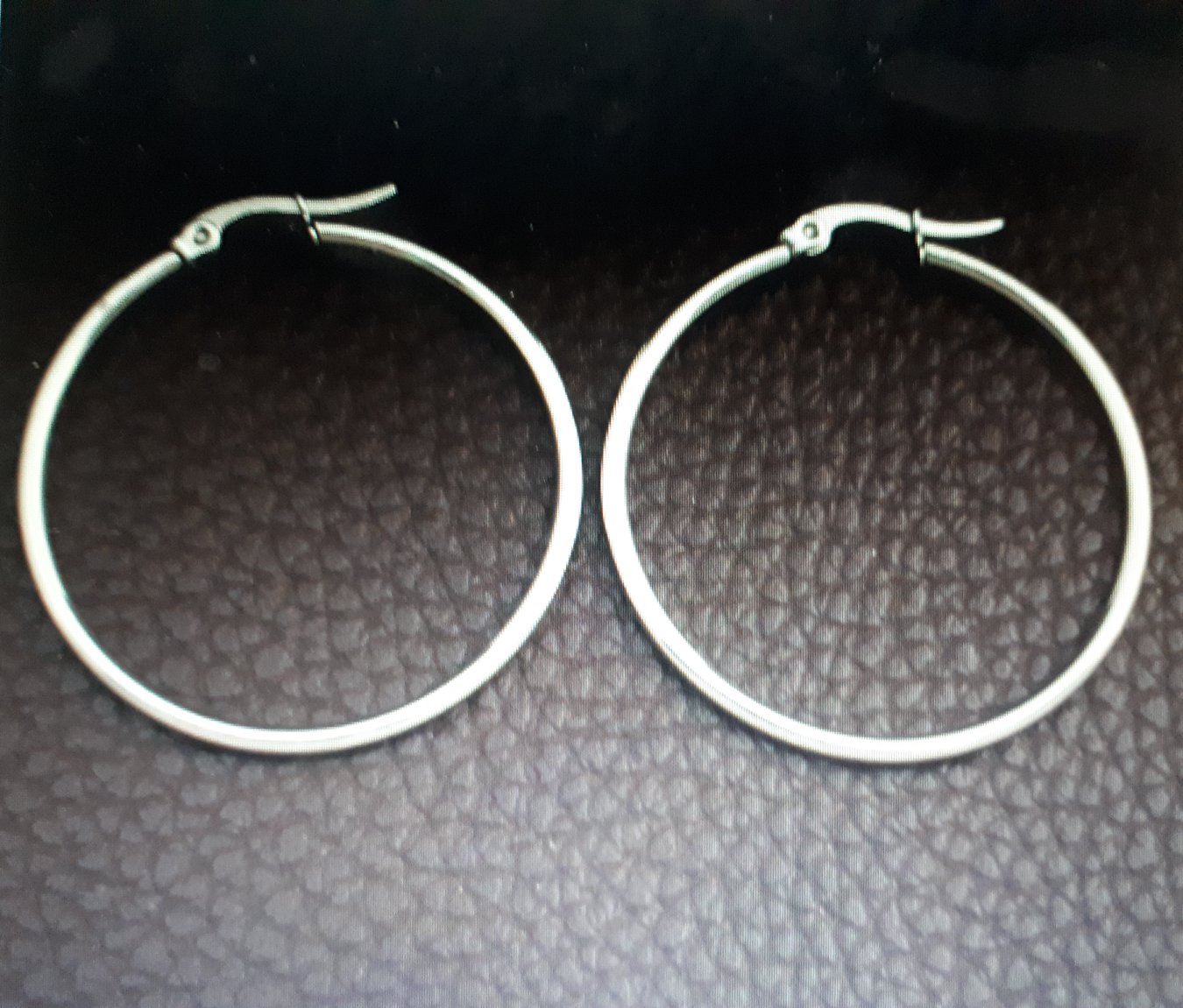 Aretes de argolla en acero inoxidable