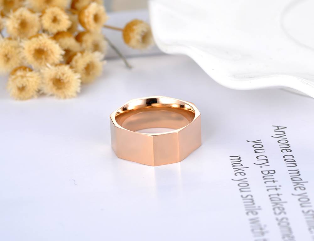 Anillo Hexagonal de Diseño Minimalista - Image 2