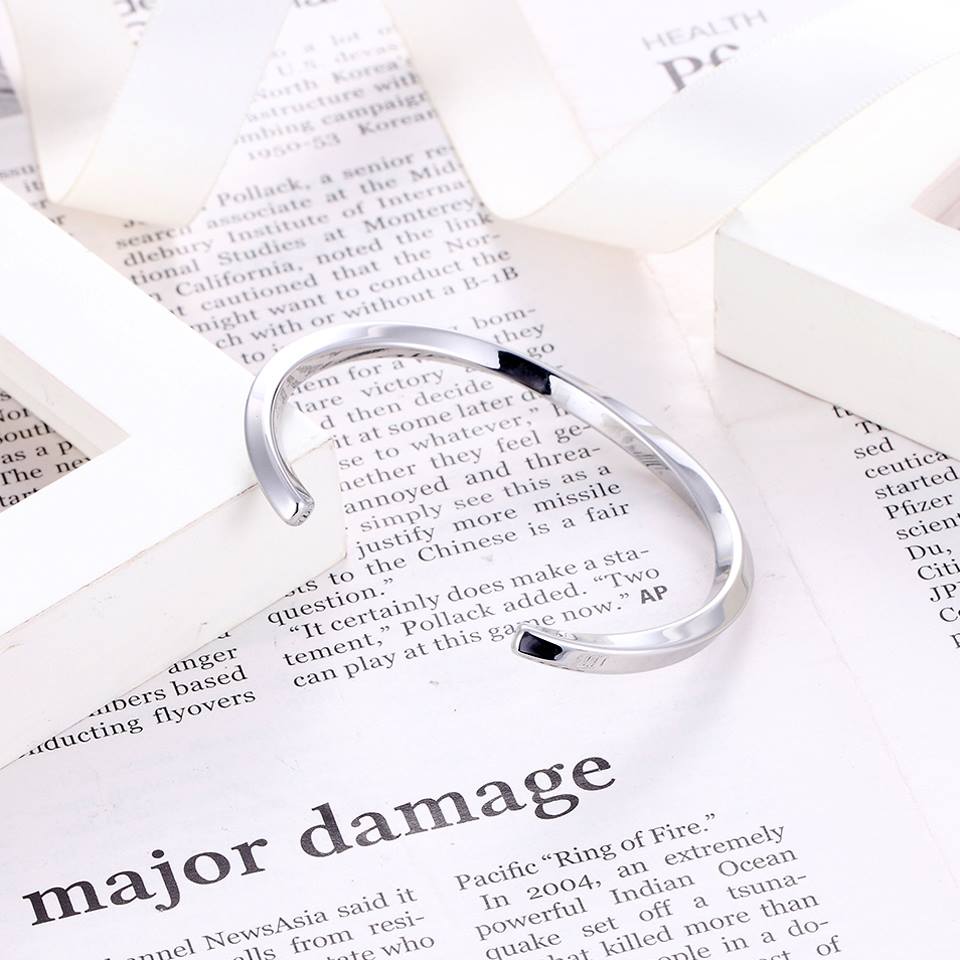 Brazalete Abierto Minimalista - Image 3