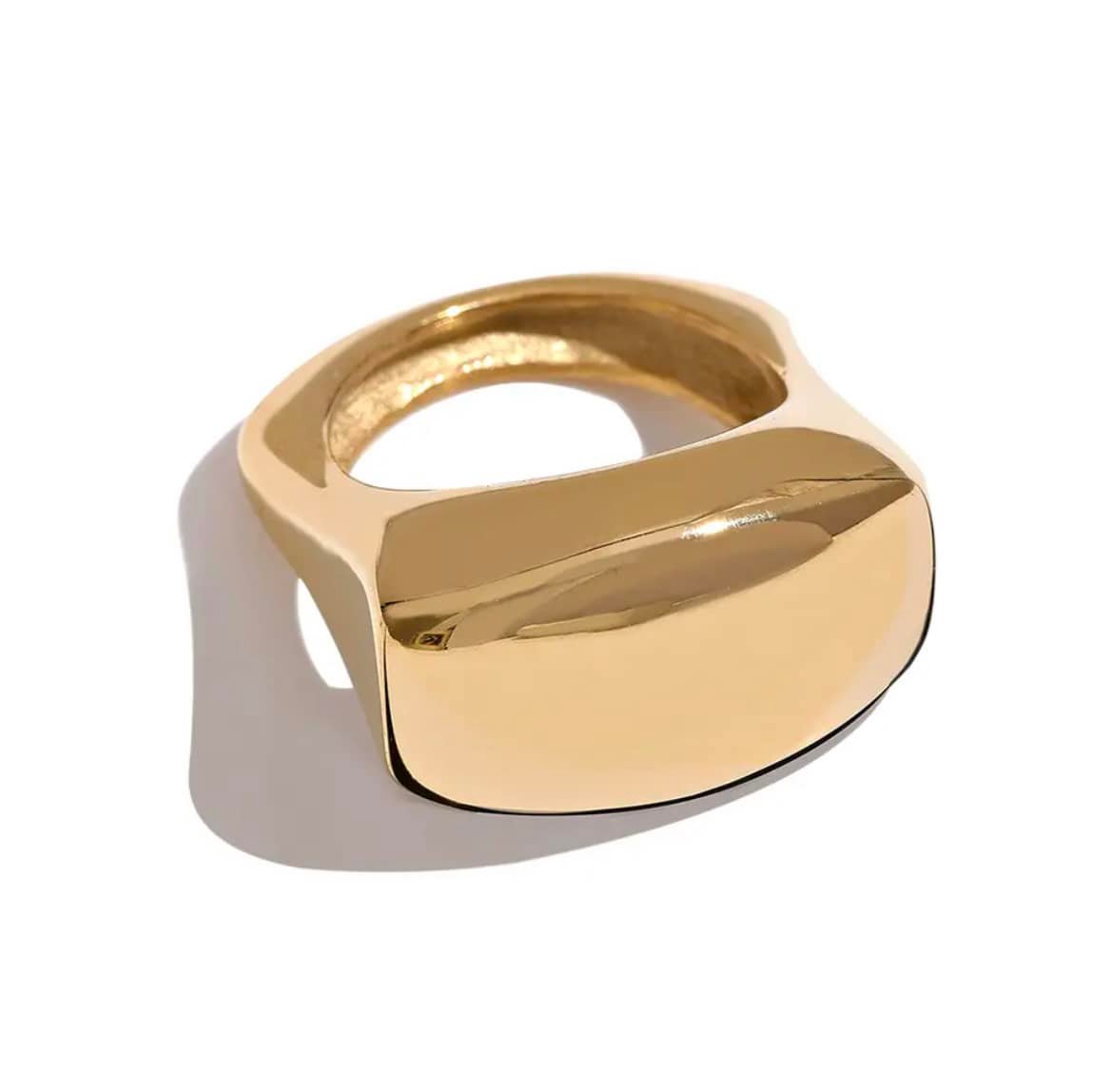 Anillo Sello Dorado Minimalista