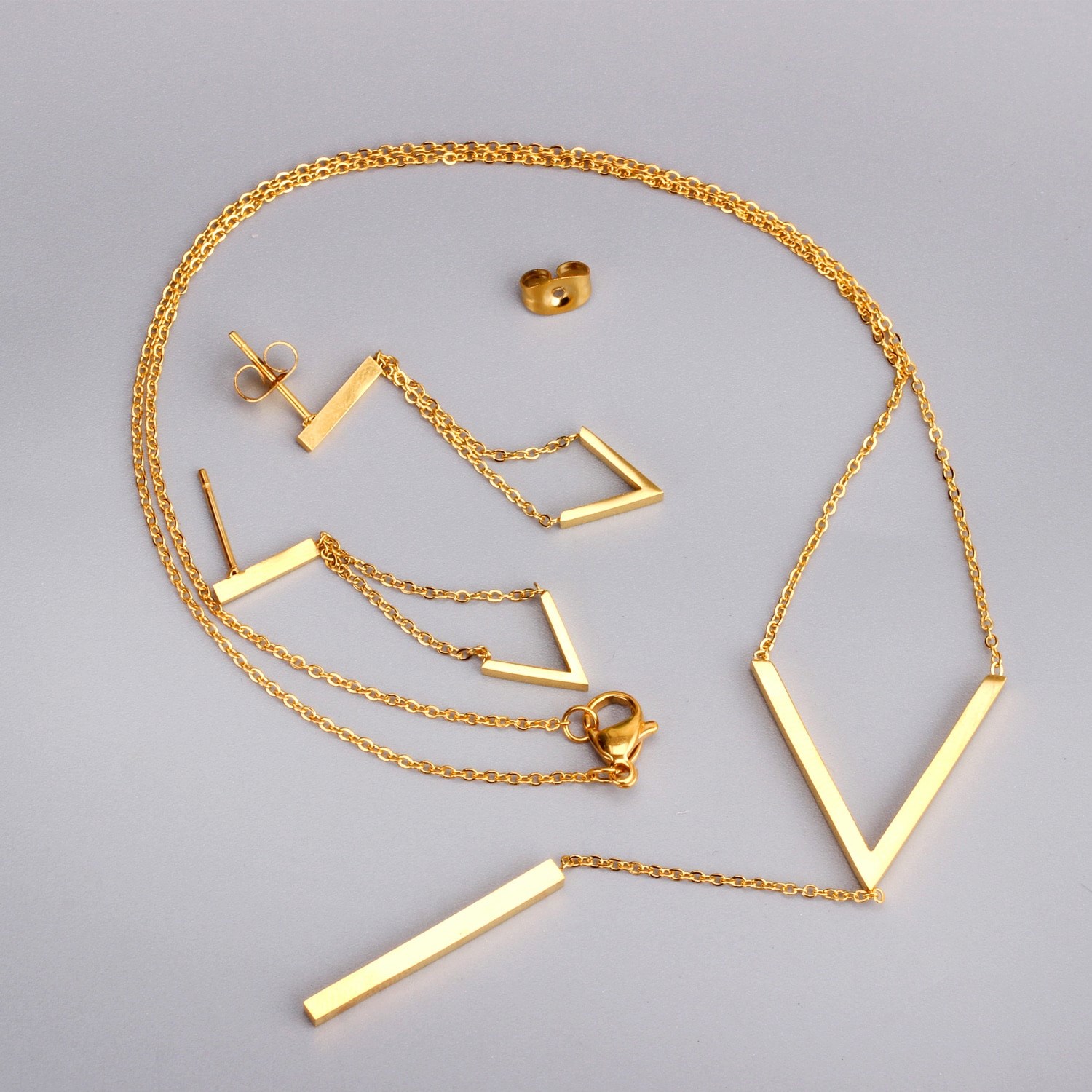 Set de Joyería Minimalista en Acero Inoxidable - Collar y Aretes Geométricos