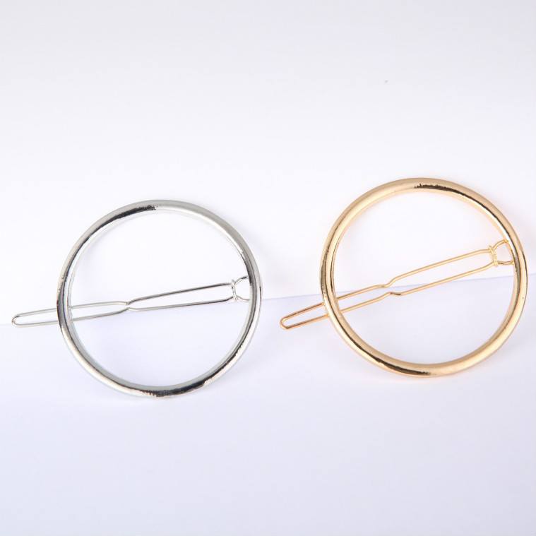 Broche Circular Minimalista "Luna"