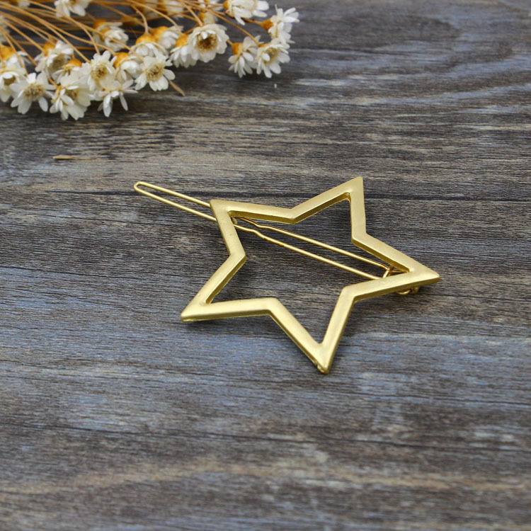 Broche en forma de corazón o estrella - Image 3