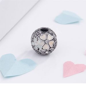 Charm Ramo Floral con cristales