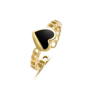 Anillo Corazón Dorado con Detalle Negro "Amor Moderno"