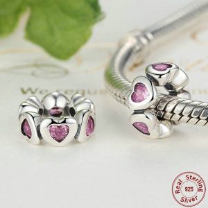 Espaciador de corazones rosas