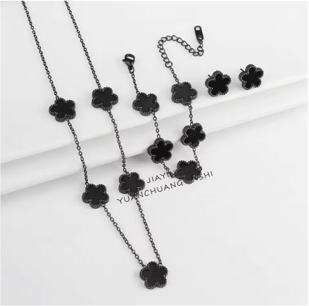 Set Flor Ébano – Elegancia en Negro